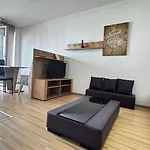 Coresi 3 Camere Top City