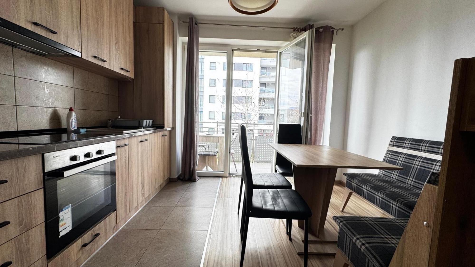 Apartment Coresi 3